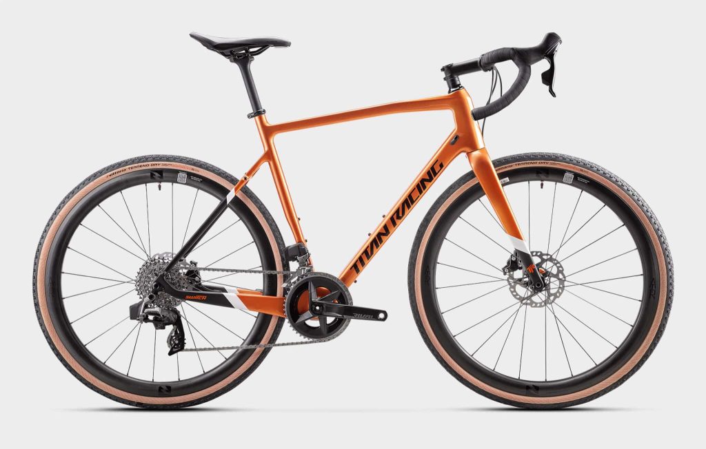 Titan Racing Switch Carbon Empire 700C 2024