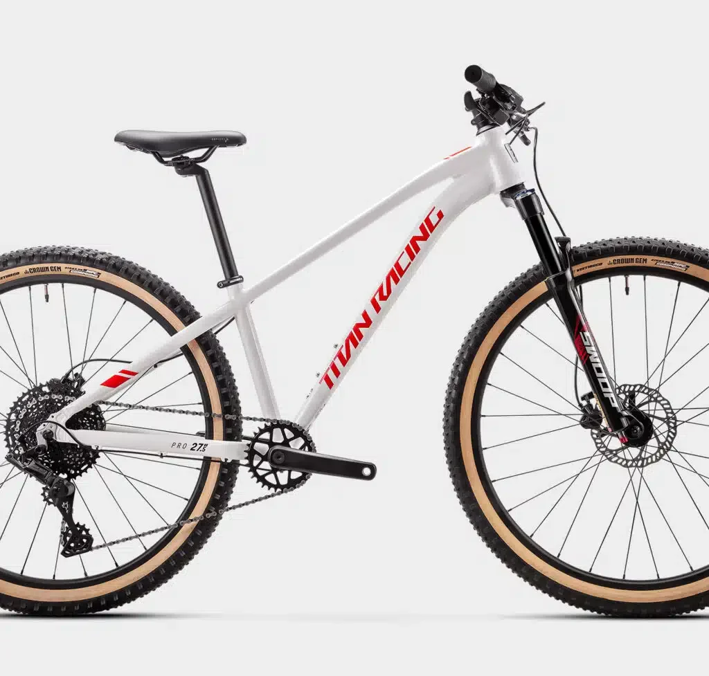 Titan Racing Pro 27.5" 2024